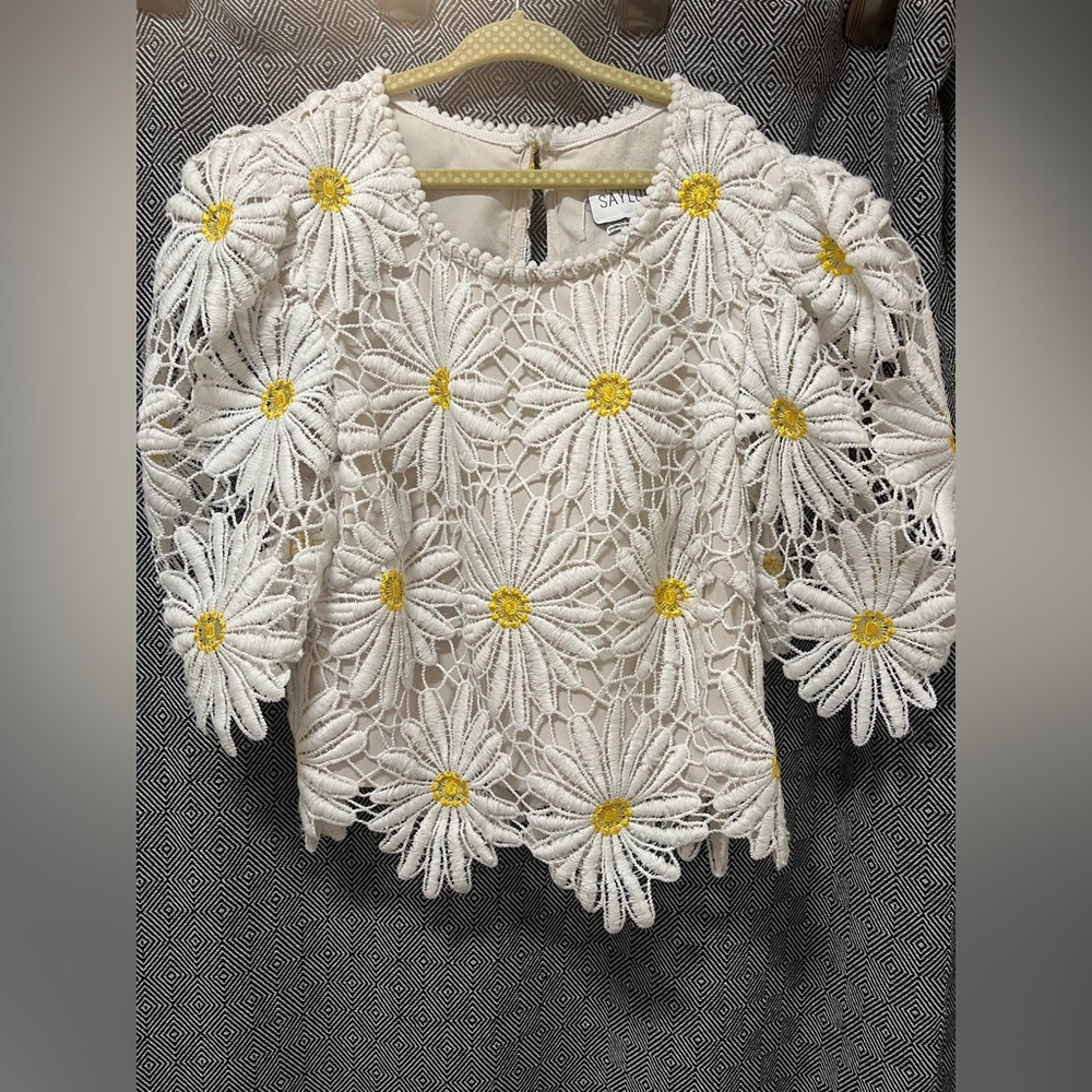 SAYLOR White and Yellow Flower Blouse